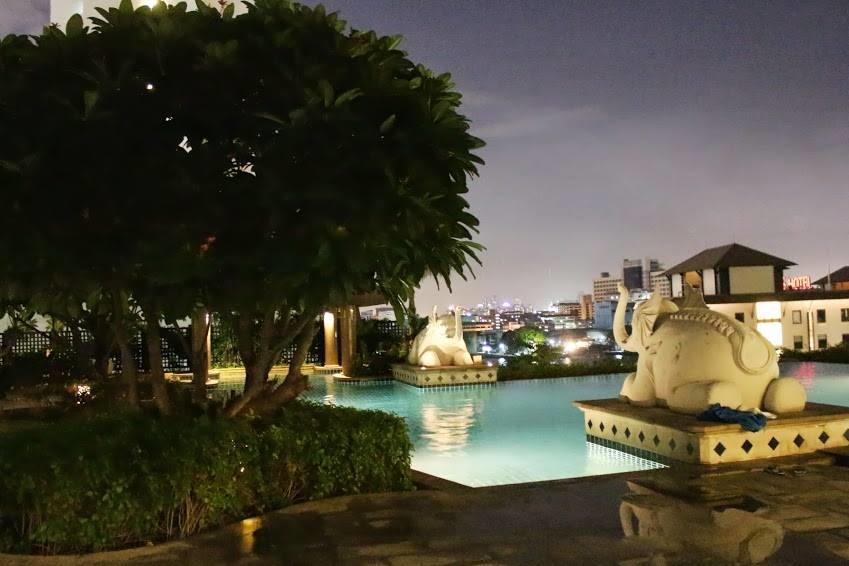 Bangkok Riverside Condo Exterior foto